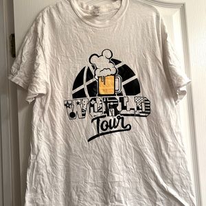 Epcot World Tour Disney Tee - size L